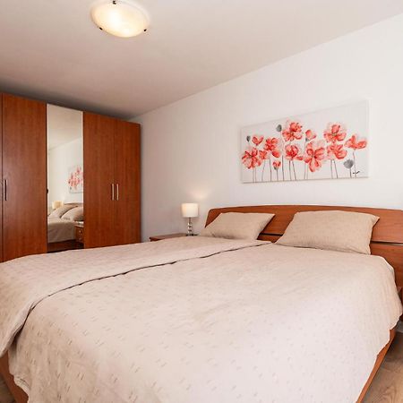 Cozy Apartment In Dubrovnik With House Sea View ภายนอก รูปภาพ