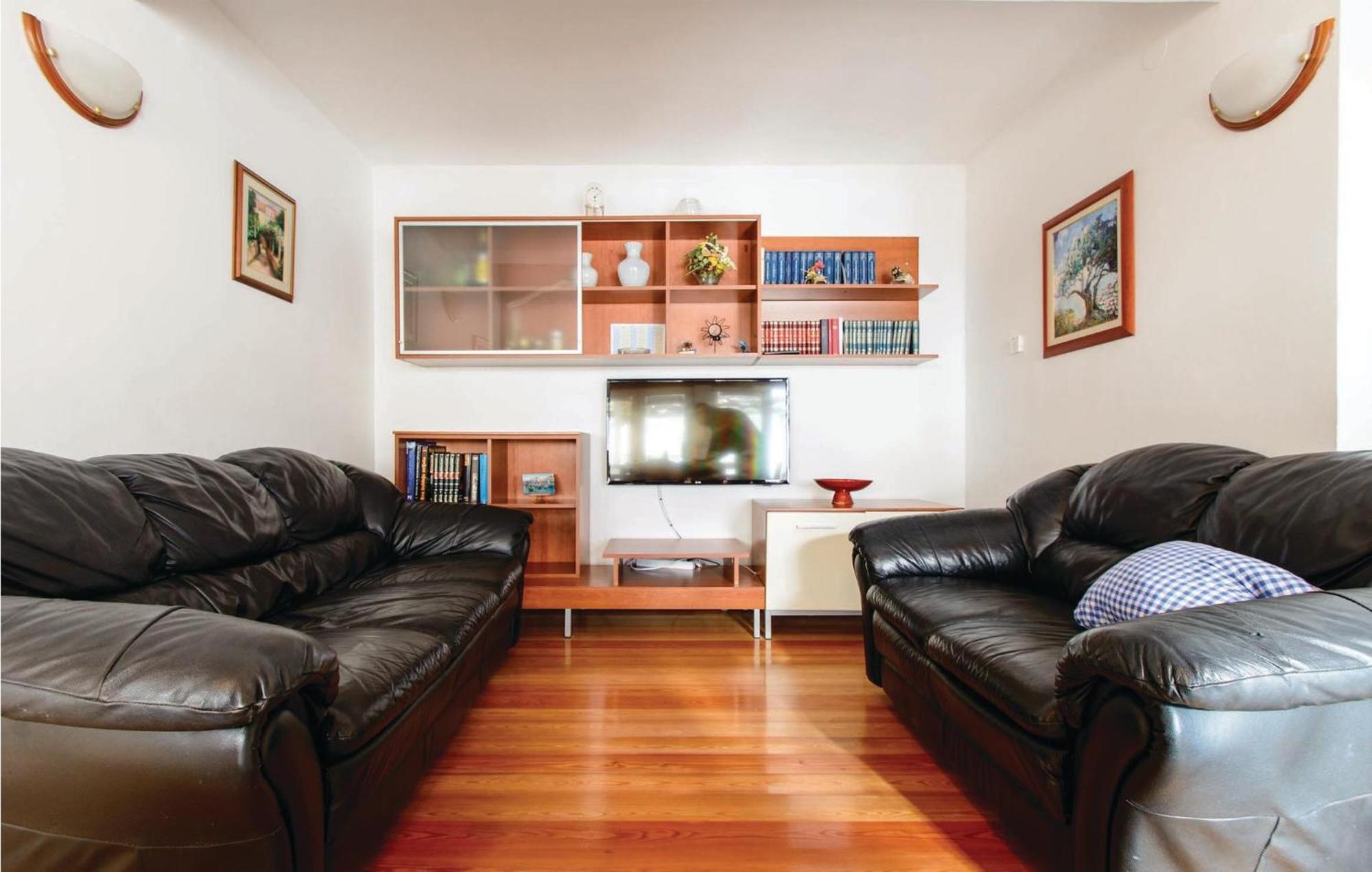 Cozy Apartment In Dubrovnik With House Sea View ภายนอก รูปภาพ