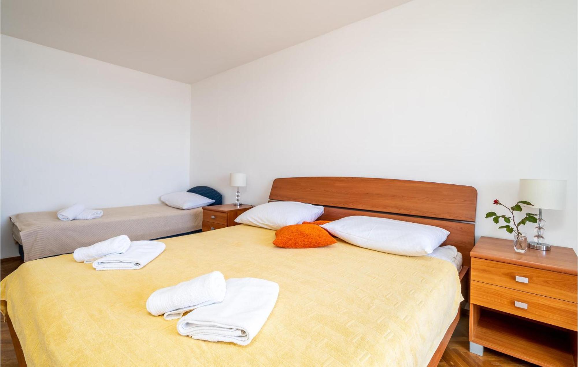 Cozy Apartment In Dubrovnik With House Sea View ภายนอก รูปภาพ