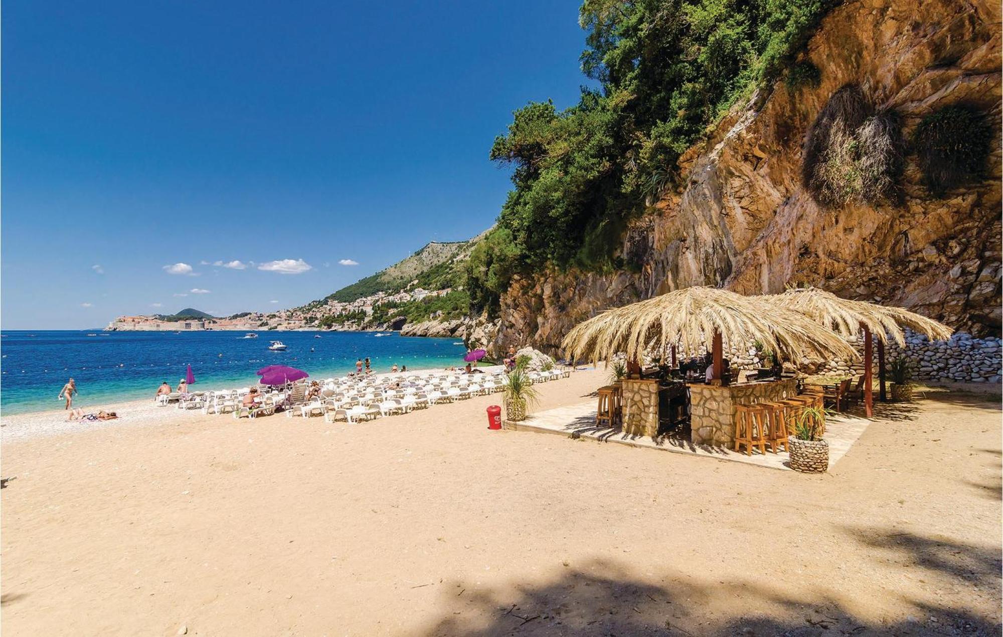 Cozy Apartment In Dubrovnik With House Sea View ภายนอก รูปภาพ