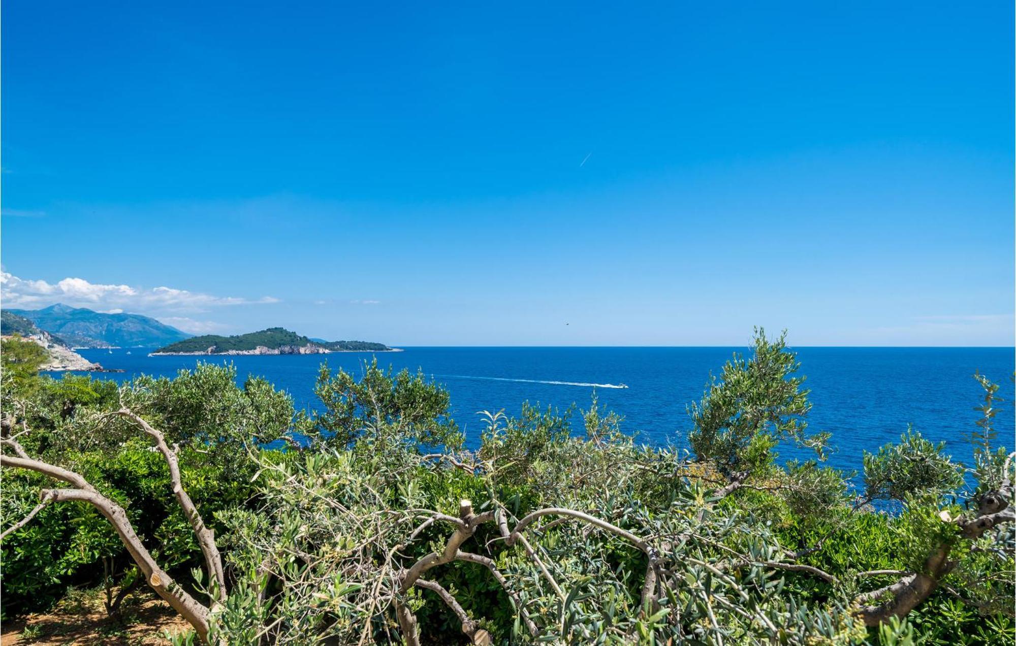 Cozy Apartment In Dubrovnik With House Sea View ภายนอก รูปภาพ