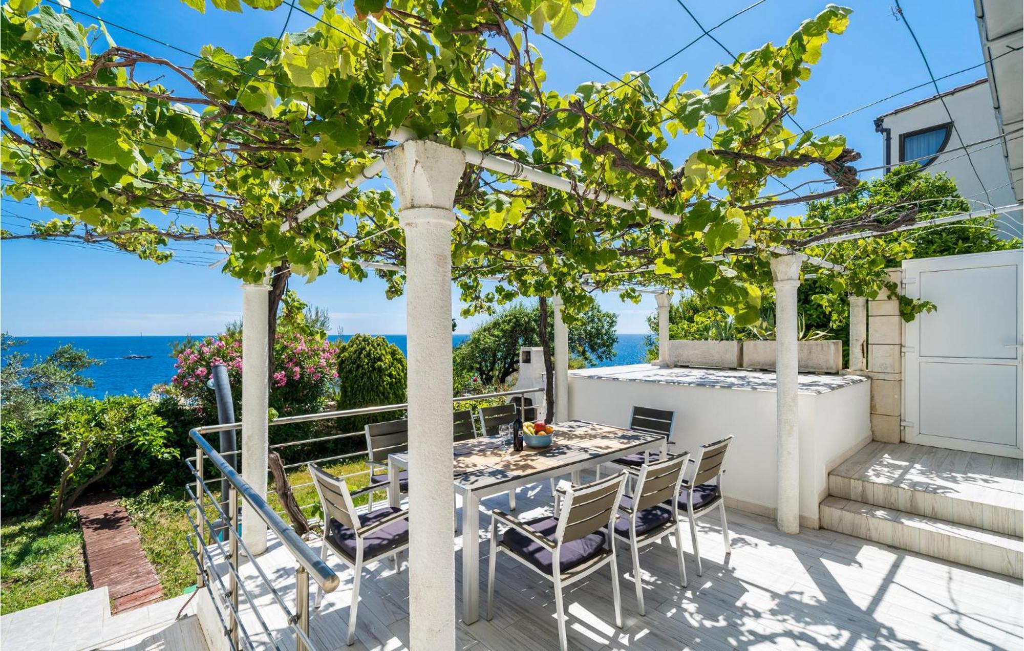 Cozy Apartment In Dubrovnik With House Sea View ภายนอก รูปภาพ