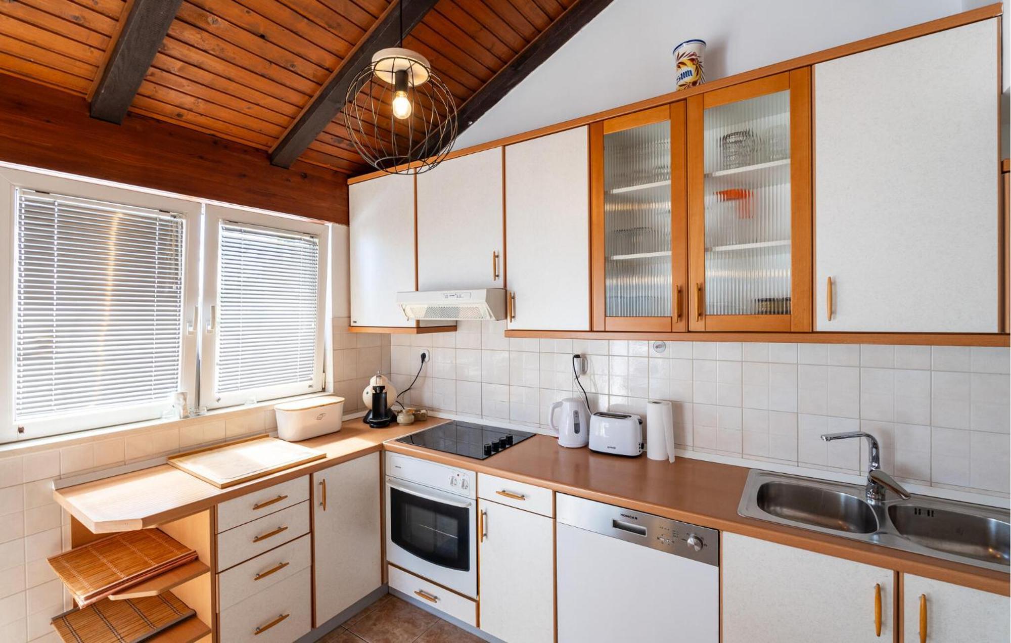 Cozy Apartment In Dubrovnik With House Sea View ภายนอก รูปภาพ