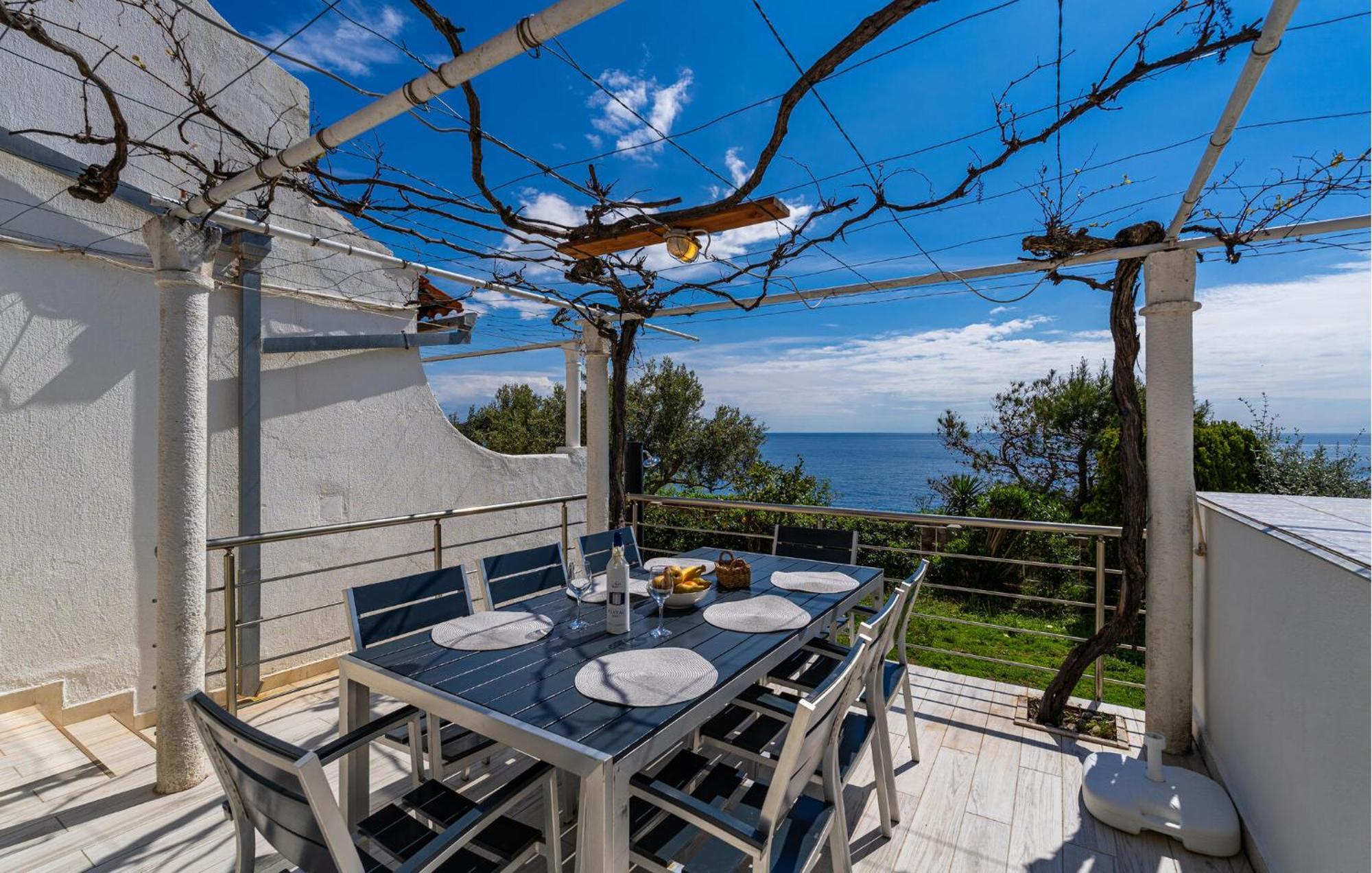 Cozy Apartment In Dubrovnik With House Sea View ภายนอก รูปภาพ